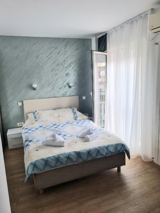 Apartment Dixy 2 *